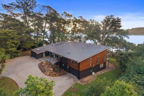 Photo of property in 115 Waitangi Falls Road, Glenbrook, Waiuku, 2681