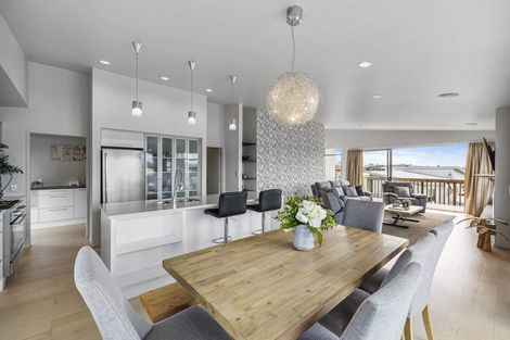 Photo of property in 28a Weka Street, Mangawhai, 0505