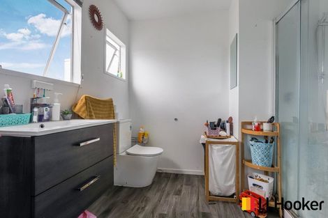 Photo of property in 2/21 Takanini Road, Takanini, 2112