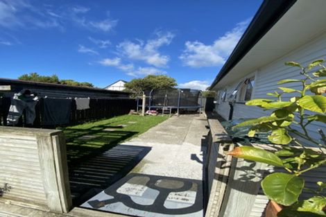 Photo of property in 75 Clifford Road, Johnsonville, Wellington, 6037