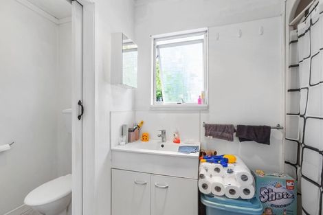 Photo of property in 9 Pinedale Place, Henderson, Auckland, 0610