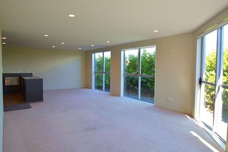 Photo of property in 3/1 Gracechurch Drive, Flat Bush, Auckland, 2016