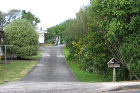 Photo of property in 99 Deep Creek Road, Waiake, Auckland, 0630