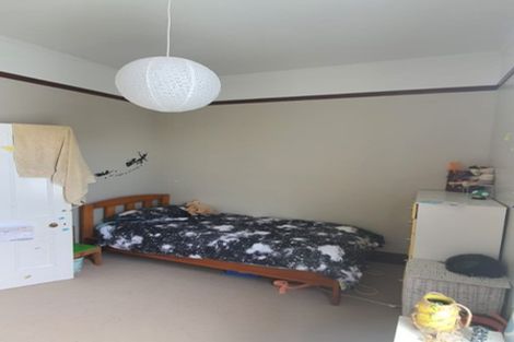 Photo of property in 180-182 Ohiro Road, Brooklyn, Wellington, 6021