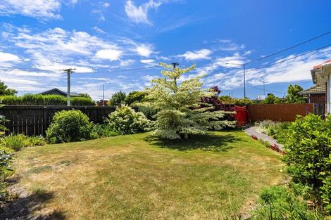 Photo of property in 87 Aorangi Road, Bryndwr, Christchurch, 8053