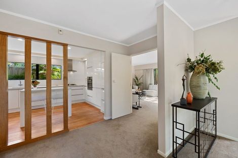 Photo of property in 6 Odin Place, Beach Haven, Auckland, 0626