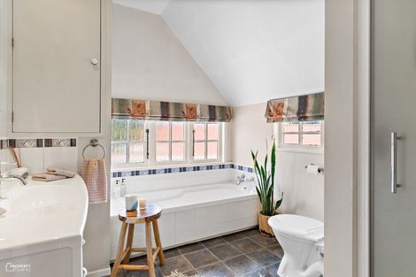 Photo of property in 19 Kempton Street, Greytown, 5712