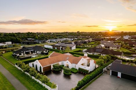 Photo of property in 83 Saint Kilda Road, Cambridge, 3434