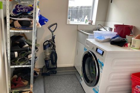 Photo of property in 43 Treestump Road, Takanini, 2112