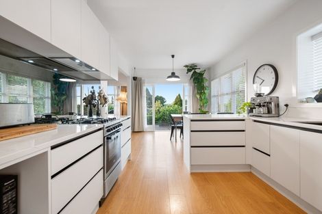 Photo of property in 19 Hinton Avenue, Forest Lake, Hamilton, 3200