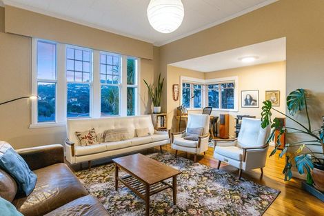 Photo of property in 74 Glen Road, Kelburn, Wellington, 6012