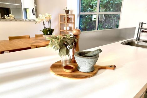 Photo of property in 54 Saddleback Grove, Karori, Wellington, 6012