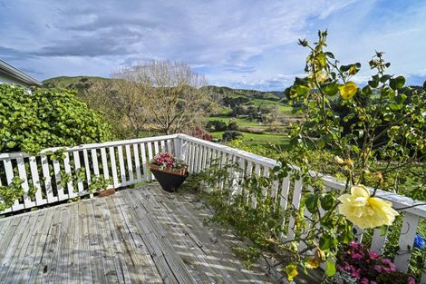 Photo of property in 122 Waipunga Road, Eskdale, Napier, 4181