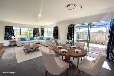 Photo of property in 12 Woodcroft Way, Pukekohe, 2120