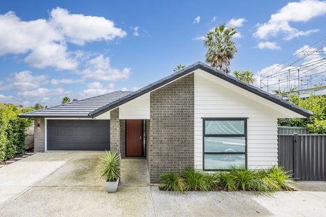 Photo of property in 21a Elliot Street, Riverhead, 0820