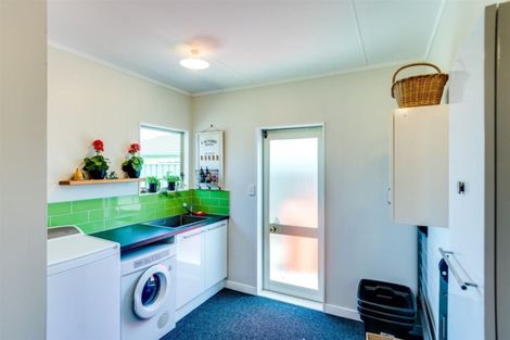 Photo of property in 83 Kensington Drive, Taradale, Napier, 4112