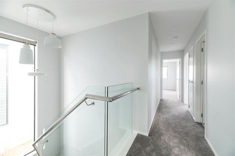 Photo of property in 33 Pilot Drive, Hobsonville, Auckland, 0616