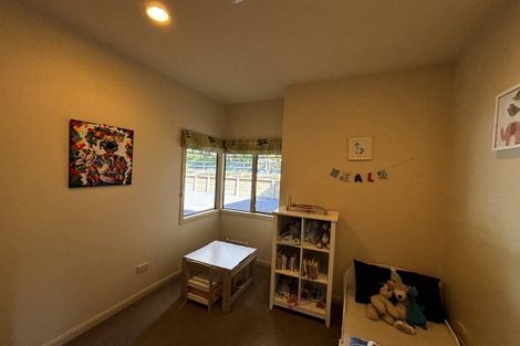 Photo of property in 26 Shelter Grove, Frankleigh Park, New Plymouth, 4310