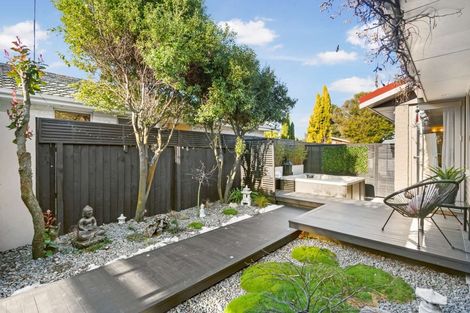 Photo of property in 8 Glen Place, Parklands, Christchurch, 8083