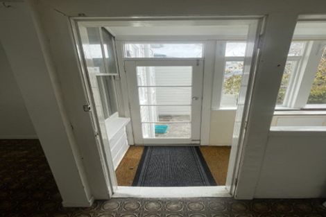 Photo of property in 19 Myrtle Crescent, Mount Cook, Wellington, 6021