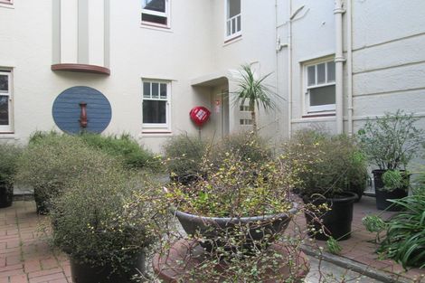 Photo of property in Zena Court, 11f8 Dufferin Street, Mount Victoria, Wellington, 6021