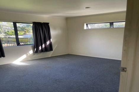 Photo of property in 6 Marlene Avenue, Te Atatu South, Auckland, 0610