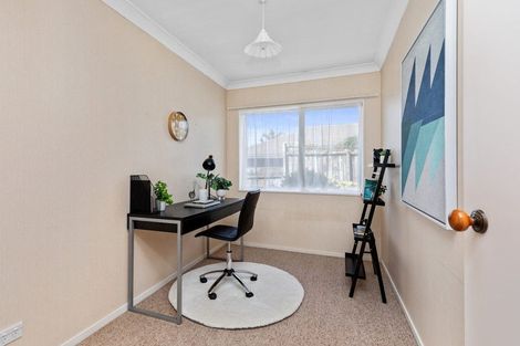 Photo of property in 92 Russley Drive, Mount Maunganui, 3116