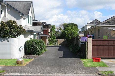 Photo of property in 1/63 Hattaway Avenue, Bucklands Beach, Auckland, 2012
