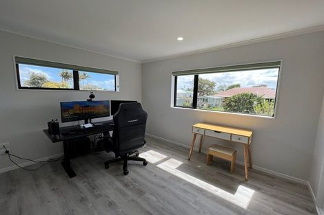 Photo of property in 28d Rogers Road, Manurewa, Auckland, 2102