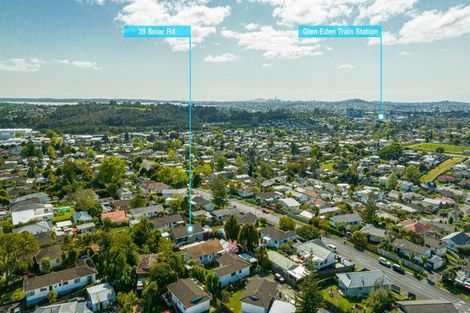 Photo of property in 39 Solar Road, Glen Eden, Auckland, 0602