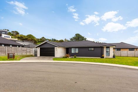 Photo of property in 29 Topsail Way, Whitby, Porirua, 5024