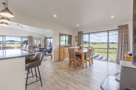 Photo of property in 1 Elm Place, Waipukurau, 4284
