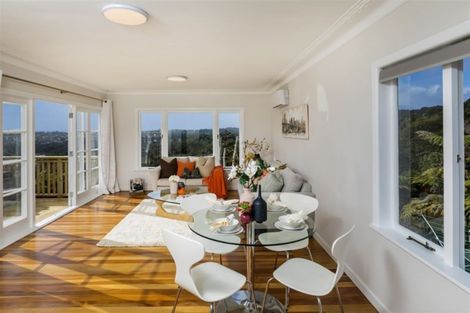 Photo of property in 86 Shetland Street, Glen Eden, Auckland, 0602