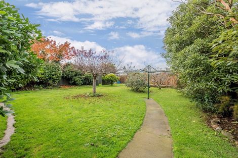 Photo of property in 10 Guildford Street, Levin, 5510