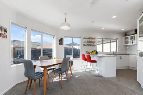 Photo of property in 304 Otumoetai Road, Otumoetai, Tauranga, 3110