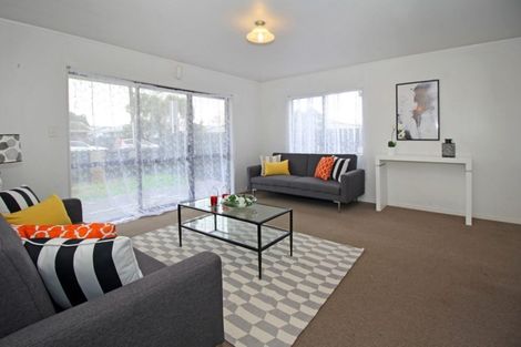 Photo of property in 45a Station Road, Takanini, 2112