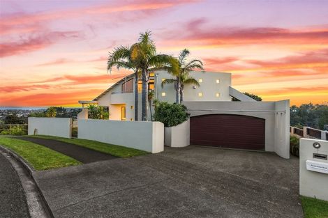 Photo of property in 77 Fitzwilliam Drive, Torbay, Auckland, 0630