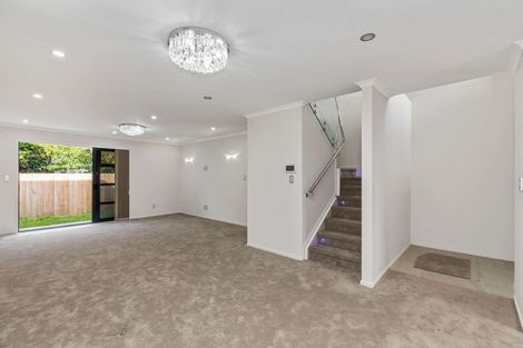 Photo of property in 79a Russell Road, Manurewa, Auckland, 2102