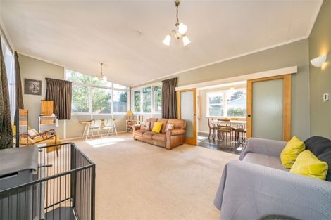Photo of property in 3 Parera Grove, Heretaunga, Upper Hutt, 5018