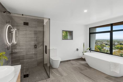Photo of property in 35 Major Aitken Drive, Huntsbury, Christchurch, 8022