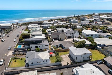 Photo of property in 19a Beach Street, Fitzroy, New Plymouth, 4312