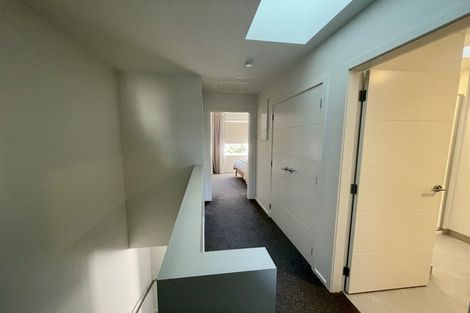 Photo of property in 36 Koreke Close, Kenepuru, Porirua, 5022