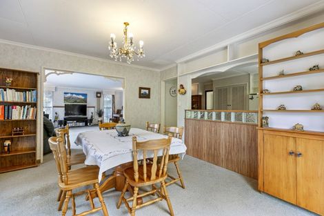 Photo of property in 14 Tainui Terrace, Inglewood, 4330