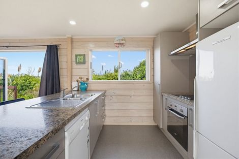Photo of property in 42 Carina Way, Whitianga, 3510