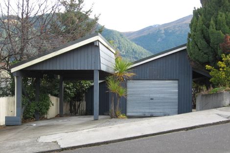 Photo of property in 38 Suburb Street, Queenstown, 9300