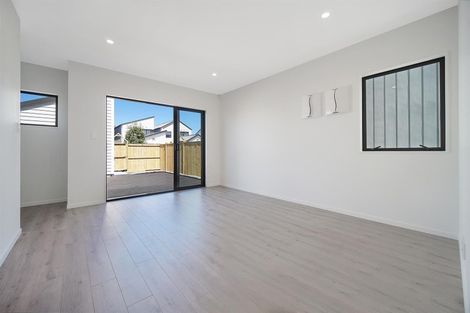 Photo of property in 169 Grove Road, Papakura, 2110