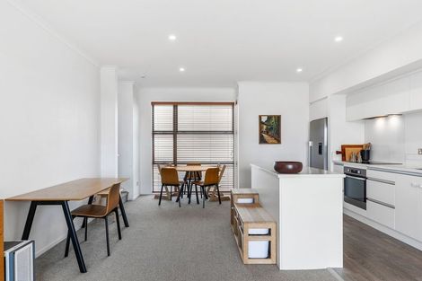 Photo of property in 16 Raranga Lane, Hobsonville, Auckland, 0616