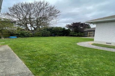 Photo of property in 32 Tintern Avenue, Avonhead, Christchurch, 8042