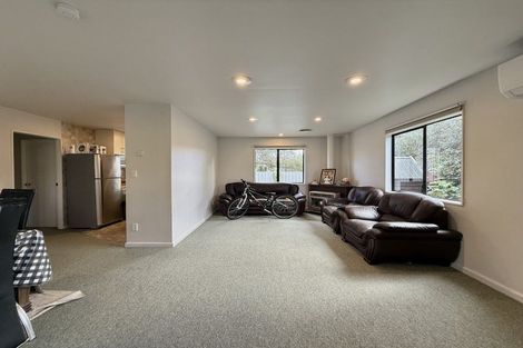 Photo of property in 14a Mason Street, Moera, Lower Hutt, 5010