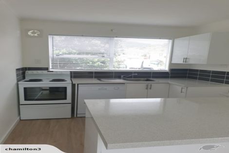 Photo of property in 17f1 Kowhai Street, Tawa, Wellington, 5028